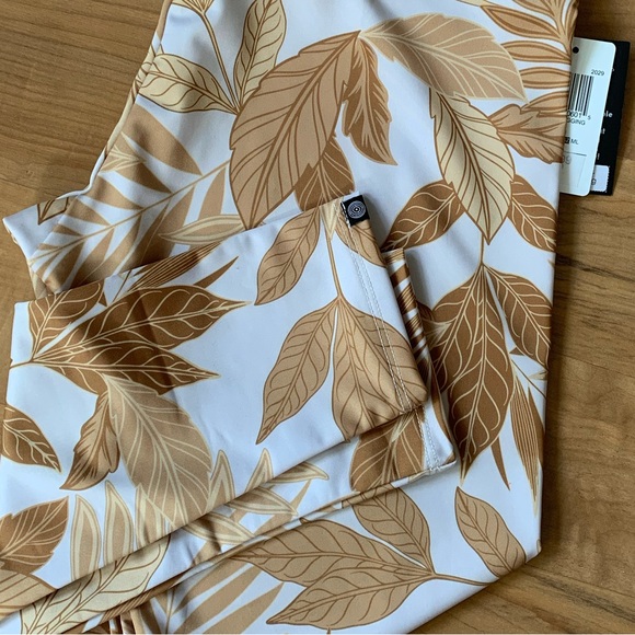 NWT Desert Palm Patterned Tights: Onzie - Picture 11 of 15